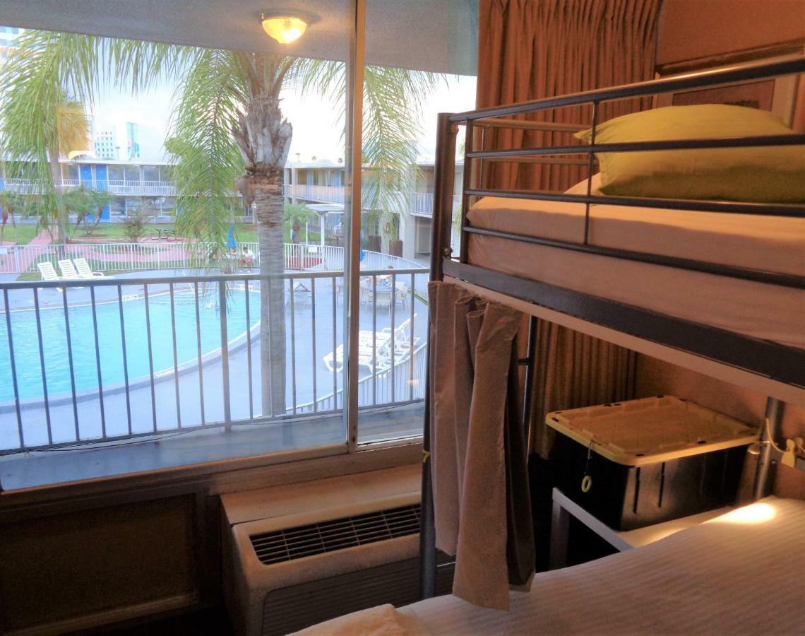 Bposhtels International Drive North Hostel Orlando Bagian luar foto